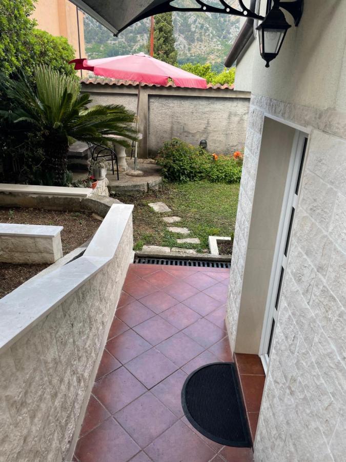 Apartment Garden Kotor Exterior photo